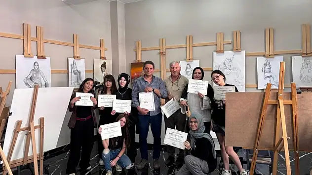 Kayseri'den 5 şehre uzanan başarı: İstedikleri bölümlere dereceyle yerleştiler