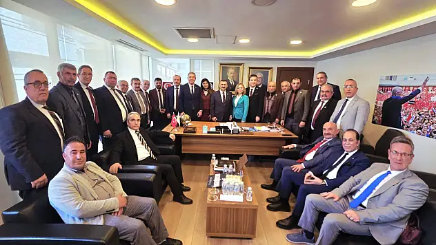 Kayseri'den Ankara'ya 'hayırlı olsun' çıkartması: O ismi yalnız bırakmadılar!