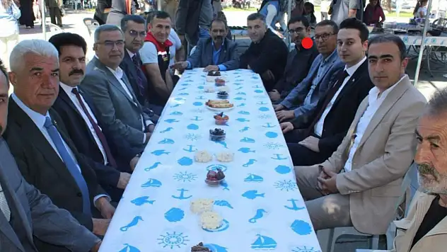 Kayseri'den ayrılacak kaymakam için veda programı düzenlendi
