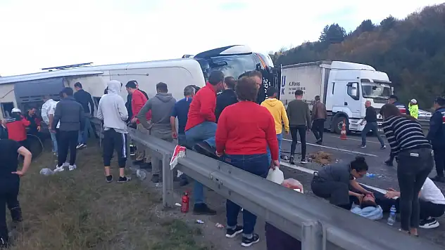 Otobüste dehşet… 3 ölü, 32 yaralı