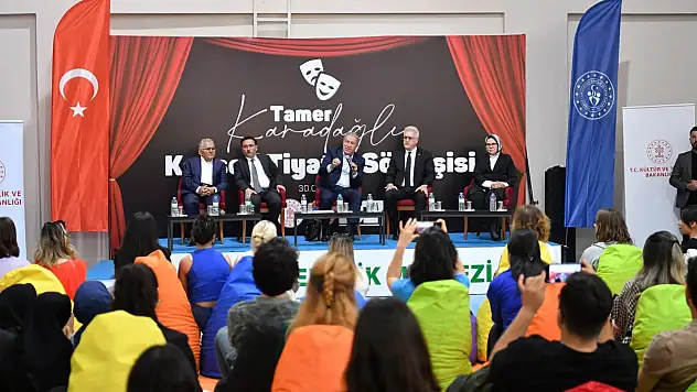 Kayseri Devlet Tiyatrosu'nda dikkat çeken başarı! 3 yılda 194 bin izleyiciye ulaştı