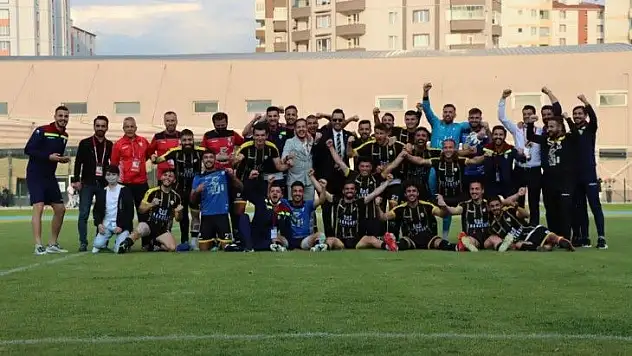 Emar Grup seri peşinde