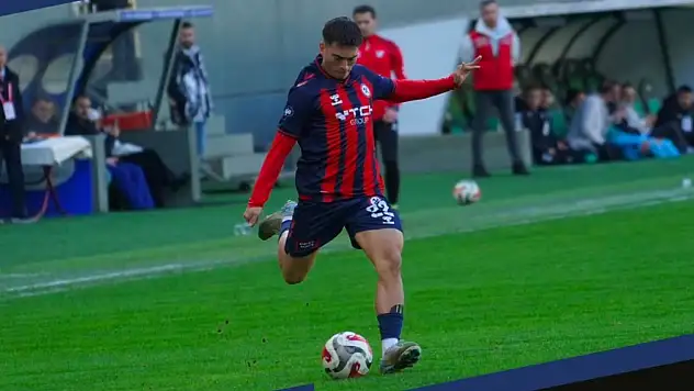 Kayseri Erciyes 38 FK'dan sağ beke takviye