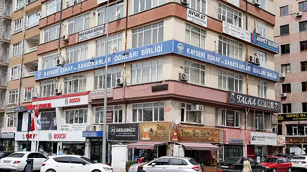 Kayseri esnaf birliği binasına alıcı çıkmayınca fiyat düşürüldü! İşte talep edilen yeni ücret