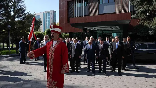 Büyükşehir'de imzalar atıldı