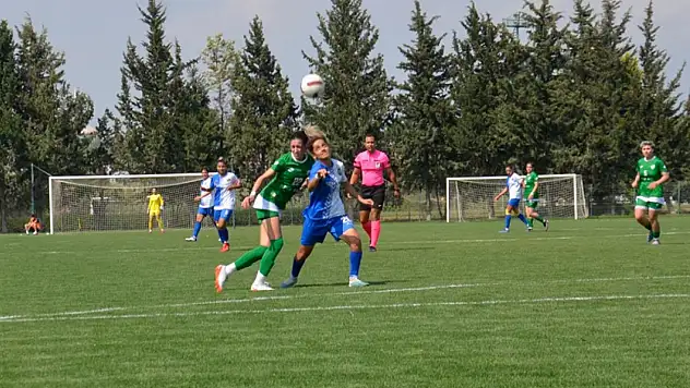 Kayseri kadın futbolu zirveye ulaşıyor