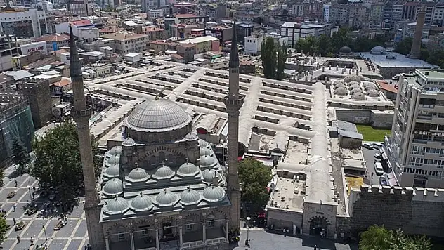 Kayseri Kapalı Çarşı'da yaz sezonu böyle geçti! Esnaftan gurbetçi yorumu