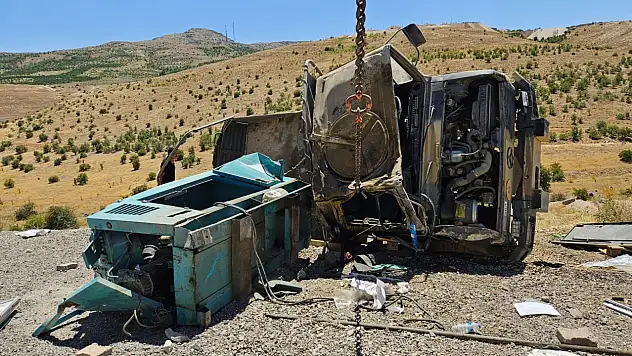 Kayseri-Malatya kara yolunda korkutan kaza! Askeri araç devrildi