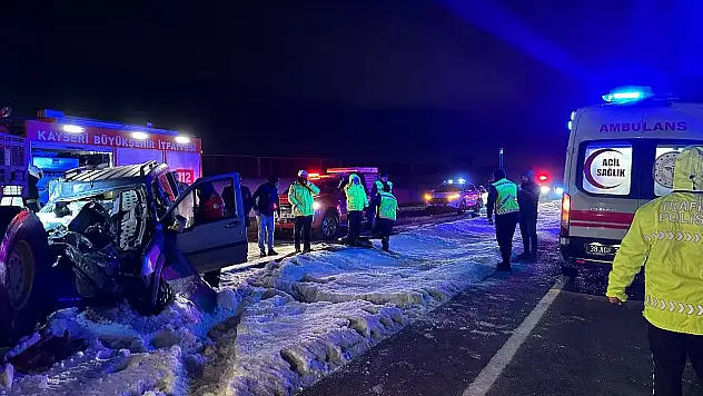 Kayseri-Malatya yolunda kaza: 1'i ağır 2 yaralı