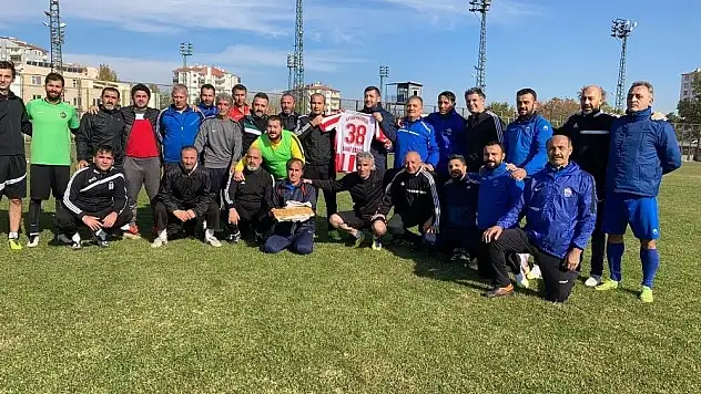 Kayseri Masterler'in Fahri Başkanı Baki Ersoy oldu