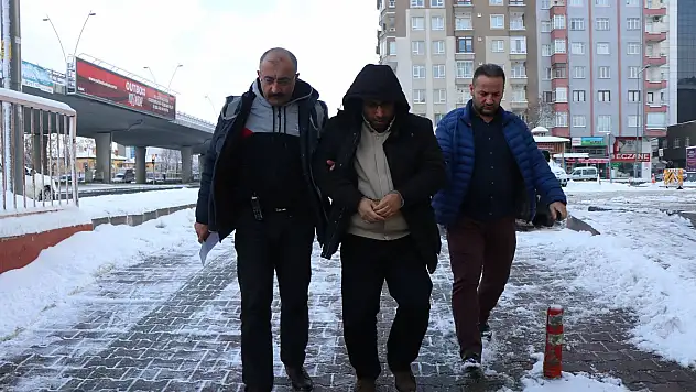 Kayseri merkezli 18 ilde FETÖ operasyonu!