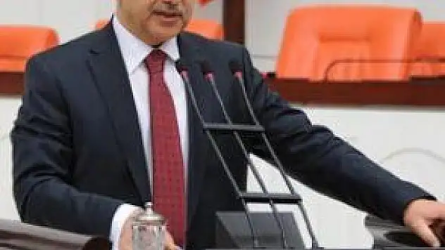 MİLLETVEKİLİ ÖKSÜZKAYA AKP'DEN İSTİFA ETTİ