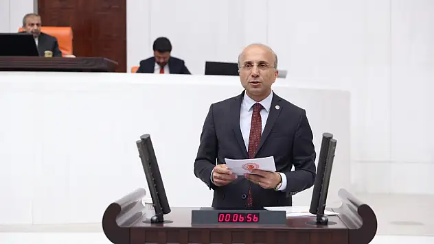 Kayseri Milletvekilinin Gesi Bağları performansı dikkat çekti!
