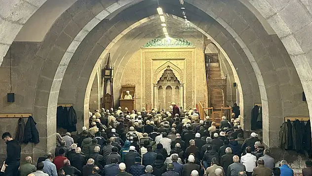 Kayseri Müftülüğünden Atatürksüz 18 Mart paylaşımı!