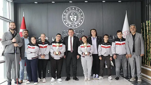 Kayseri'nin altın çocukları Türkiye şampiyonu oldu