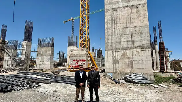 Kayseri'nin en büyük camisi yükseliyor! Yerinde incelendi