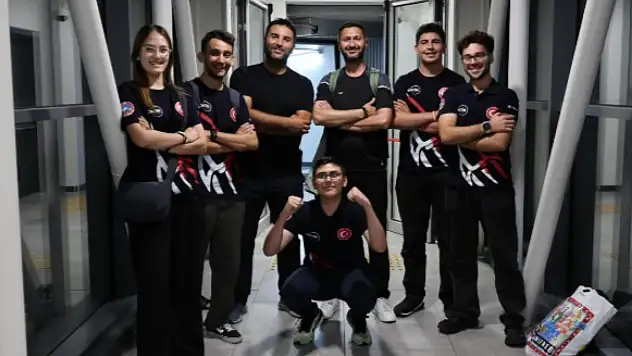 Kayseri'nin gençleri tarih yazdı! GÖKTİM KartalAir'den dünya birinciliği