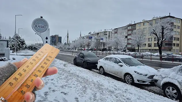 Kayseri'nin ilçesi buz kesti! Türkiye'nin en soğuk 7. yeri oldu
