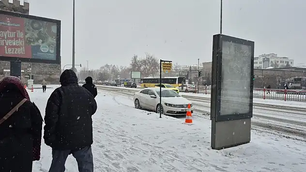 Kayseri'nin ilçesinde kar kalınlığı zirveye ulaşıyor! Erciyes'e rakip oldu