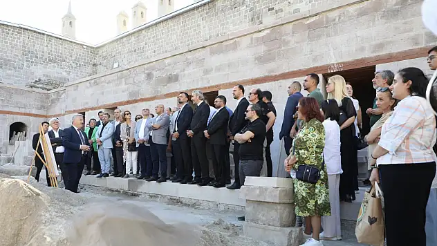 Kayseri'nin merkezindeki 520 yıllık tarihi yapı geri dönüyor