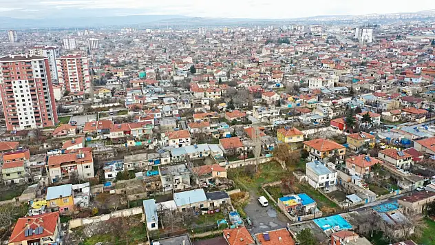 Kayseri'nin merkezindeki mahallede dikkat çeken tablo: Muhtar tek tek anlattı
