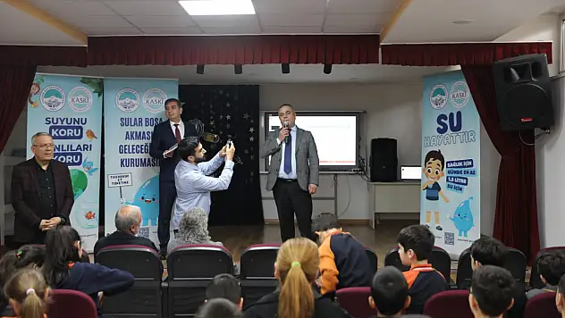 Kayseri'nin minik su gönüllüleri