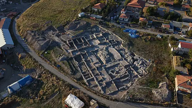 Kayseri'nin mozaikli ören yerinde yeni yapılar bulundu