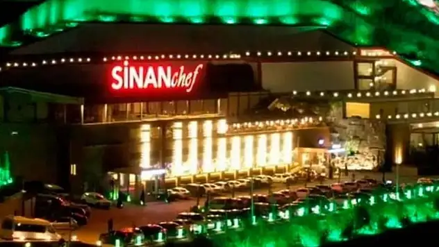 Kayseri'nin ünlü restoranında dikkat çeken buluşma