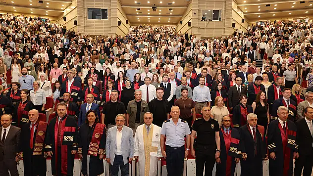 Kayseri'nin yeni doktorları mezun oldu