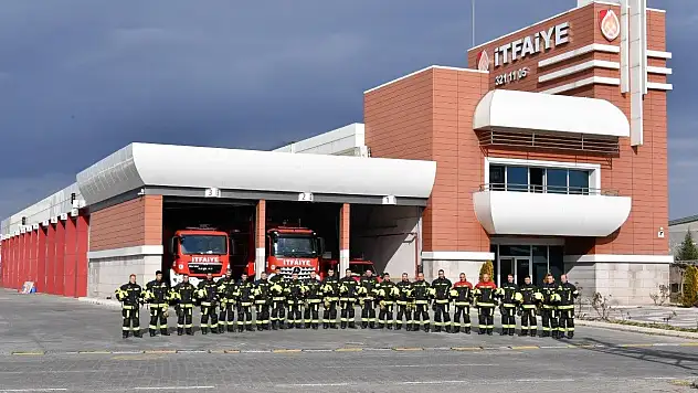 100'ü aşkın vatandaşı kurtardılar...