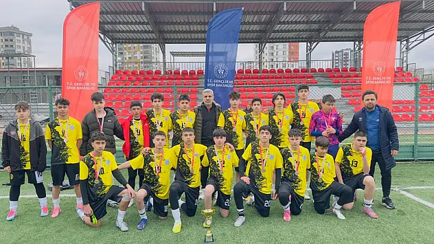 Kayseri Şampiyonluğunu Talas'taki lise aldı!