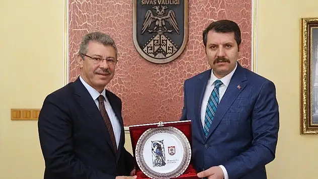 Kayseri Şeker Heyetinden Sivas Valisine Ziyaret