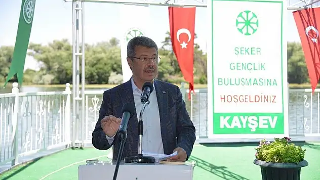 Kayseri Şeker, 'KAYSEV' Vakfından 1243 üniversite öğrencisine burs