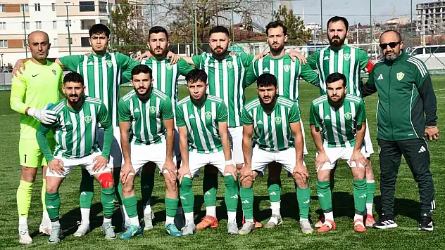 Kayseri Şekerspor şampiyonluk yolunda