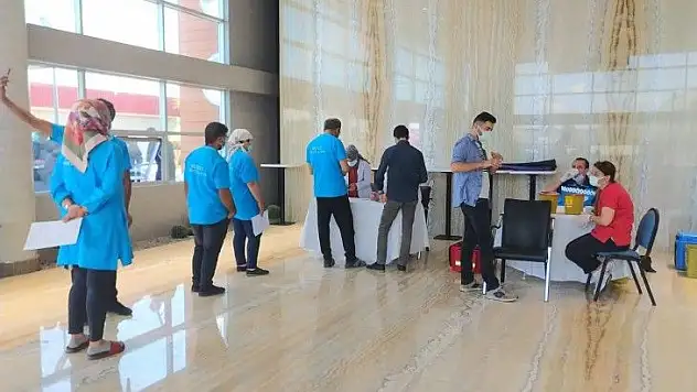 Serbest Bölge'de aşı merkezi kuruldu
