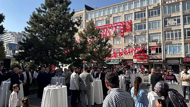 Kayseri siyasetinde dikkat çeken açılış! Yeni adresleri belli oldu