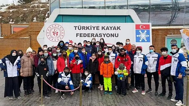 Kayseri. snowboard'da madalyaları topladı