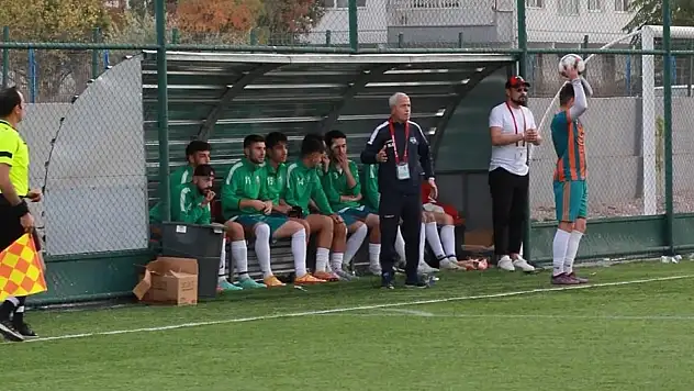 Yeşil beyazlılar 4 golle yoluna devam etti