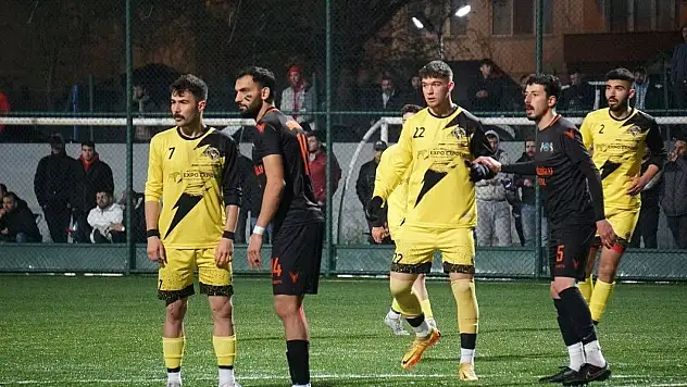 4 gollü maç...