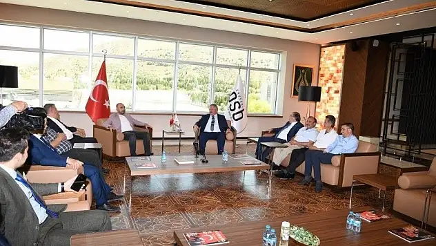 Kayseri Ticaret Borsası Yönetim Kurulu Başkanı Recep Bağlamış ve Yönetim Kurulu Üyelerinde Kayseri OSB Ziyareti