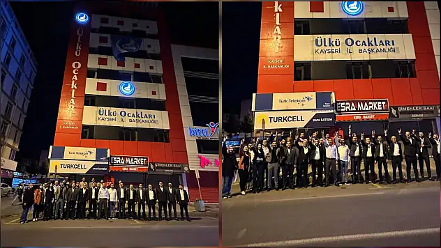 Kayseri Ülkü Ocaklarında gece toplantısı