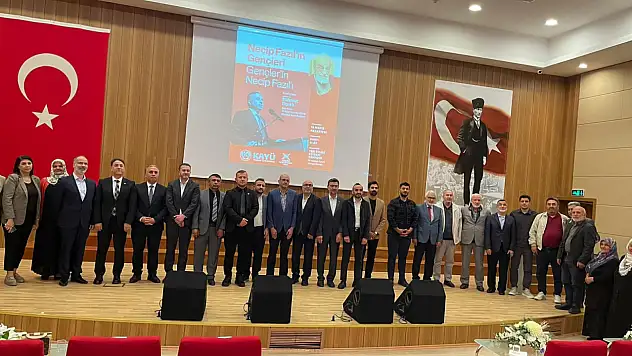 Kayseri Üniversitesi'nde Necip Fazıl anıldı
