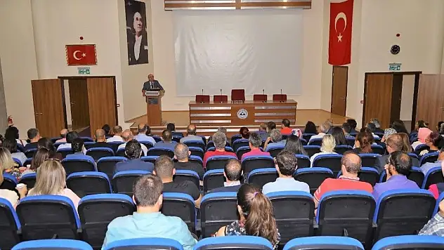 Kayseri Üniversitesi Rektörü Prof. Dr. Karamustafa tebrikleri toplu kabul etti
