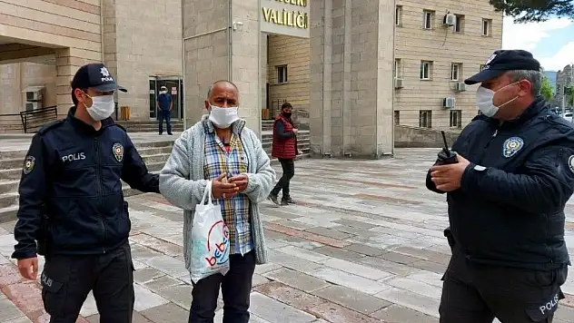 Kayseri Valiliği önünde 'İntihar' ihbarı polis ekiplerini harekete geçirdi