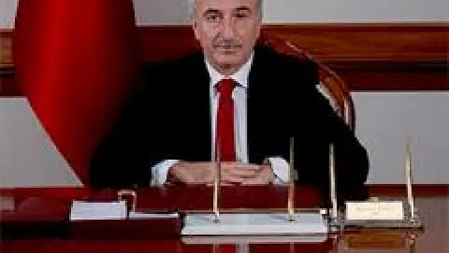 Kayseri Valisi Süleyman Kamçı: 