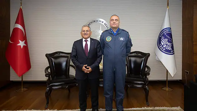 Kayseri'ye atanan komutan görevine başladı