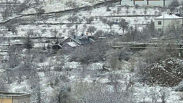 Kayseri'ye kar yağdı