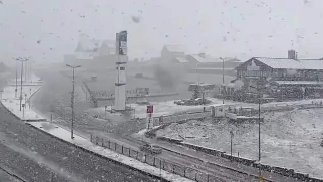 Kayseri'ye kar yağdı