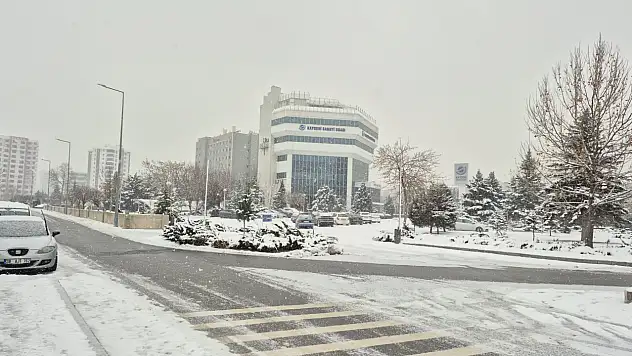 Kayseri'ye yeniden kar yağacak! Meteoroloji'den uyarı geldi
