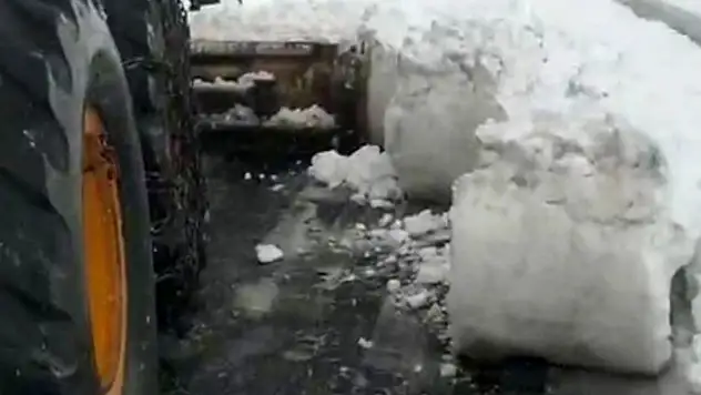 Kayseri'yi Akdeniz'e bağlayan yolda son durum! Kar kalınlığı rekor kırdı